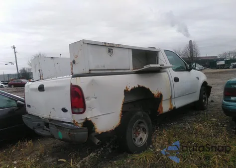 2002 Ford F-150 Xlt/Xl z USA, uszkodzony, nr VIN 2FTRF17WX2CA44038